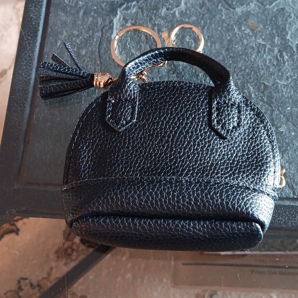 MINI PURSE KEYCHAIN - Picture 2 of 2